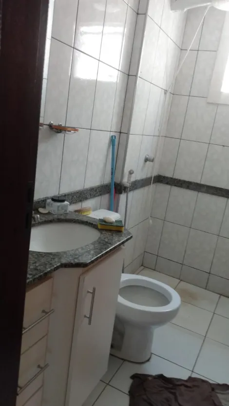 Apartamento à venda no bairro Tubalina.