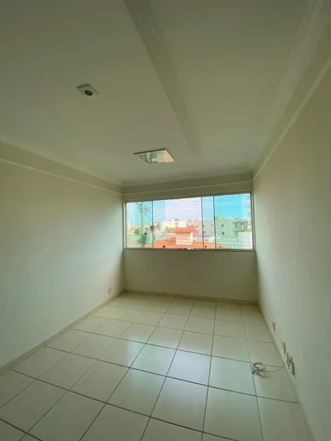 Apartamento à venda no Condomínio Residencial Rossi.