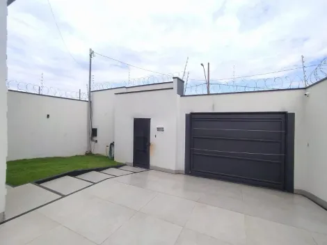 Alugar Casa / Padrão em Uberlândia. apenas R$ 850.000,00