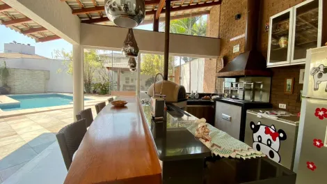 imagem 3 - Casa estilo Sobrado no Jardim Karaiba imagem 3 - Casa estilo Sobrado no Jardim Karaiba