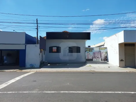 Alugar Comercial / Casa Comercial em Uberlândia. apenas R$ 2.700,00