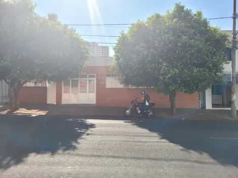 Casa para locação bairro Osvaldo Rezende