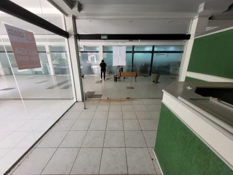 imagem 3 - Loja em prédio comercial para locação no bairro Santa Mônica imagem 3 - Loja em prédio comercial para locação no bairro Santa Mônica