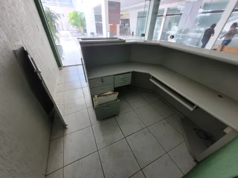 imagem 5 - Loja em prédio comercial para locação no bairro Santa Mônica imagem 5 - Loja em prédio comercial para locação no bairro Santa Mônica