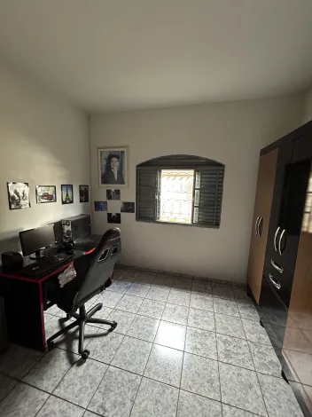 imagem 3 - Casa Para Venda Bairro Roosevelt Em Uberlândia imagem 3 - Casa Para Venda Bairro Roosevelt Em Uberlândia