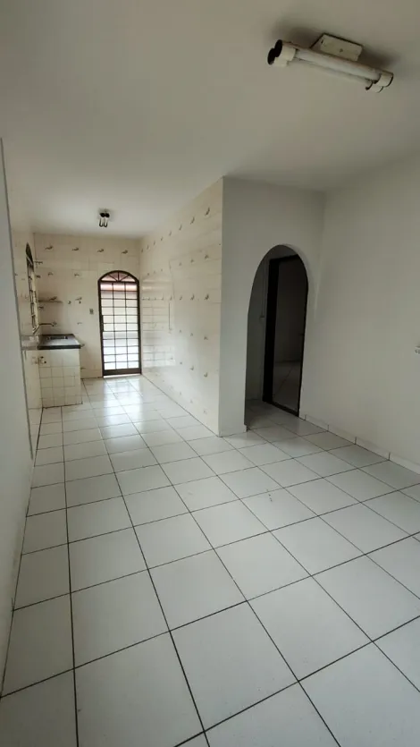 imagem 4 - Casa para venda no Bairro Santa Mônica imagem 4 - Casa para venda no Bairro Santa Mônica