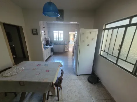 imagem 4 - Casa para locação no bairro Segismundo Pereira imagem 4 - Casa para locação no bairro Segismundo Pereira