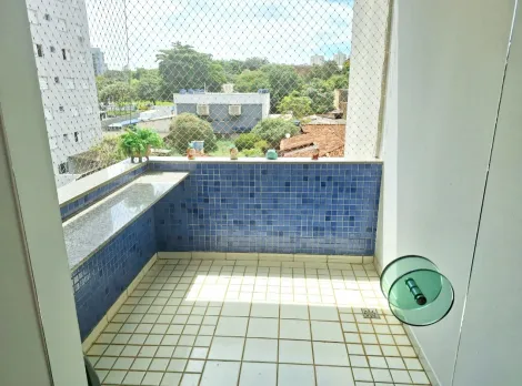 Apartamento à venda no bairro Santa Maria.