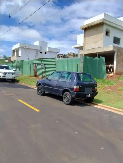 Terreno à venda no bairro Granja Marileusa.