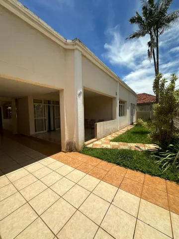 imagem 2 - Casa Comercial Disponível para Venda ou Locação no Centro imagem 2 - Casa Comercial Disponível para Venda ou Locação no Centro