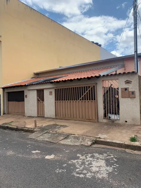 Casa à venda no bairro Planalto.