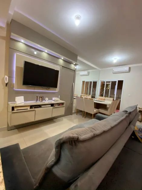 imagem 3 - Apartamento térreo à venda no bairro Novo Mundo. imagem 3 - Apartamento térreo à venda no bairro Novo Mundo.