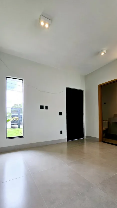 imagem 4 - Casa Sobrado Novo à venda no bairro Shopping Park. imagem 4 - Casa Sobrado Novo à venda no bairro Shopping Park.