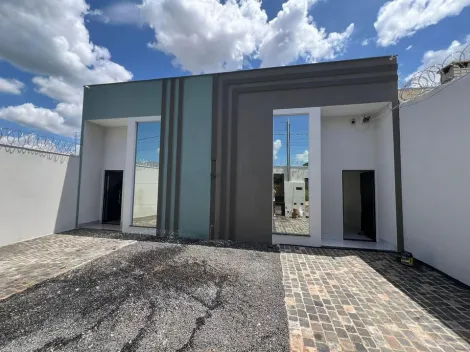 Casa Nova à venda no bairro Laranjeira.