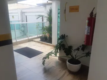 Alugar Apartamento / Padrão em Uberlandia. apenas R$ 500.000,00