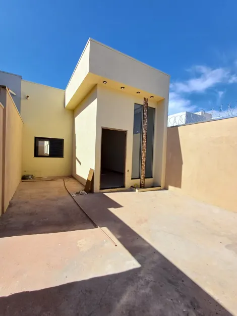 Linda casa a venda no bairro Jardim Brasília.