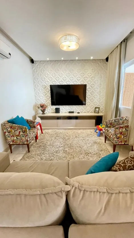 imagem 3 - Excelente Casa a venda no bairro Santa Mônica imagem 3 - Excelente Casa a venda no bairro Santa Mônica