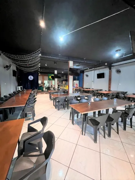 imagem 2 - Imóvel comercial a Venda em frente ao Parque do Sabiá no Bairro Santa Mônica imagem 2 - Imóvel comercial a Venda em frente ao Parque do Sabiá no Bairro Santa Mônica