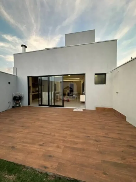 imagem 1 - Casa a Venda no Bairro Alto Umuarama imagem 1 - Casa a Venda no Bairro Alto Umuarama