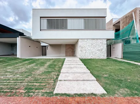 Alugar Casa / Condomínio / Loteamento Fechado em Uberlândia. apenas R$ 4.300.000,00