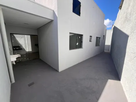Casa nova para venda no bairro São Jorge em Uberlândia/MG