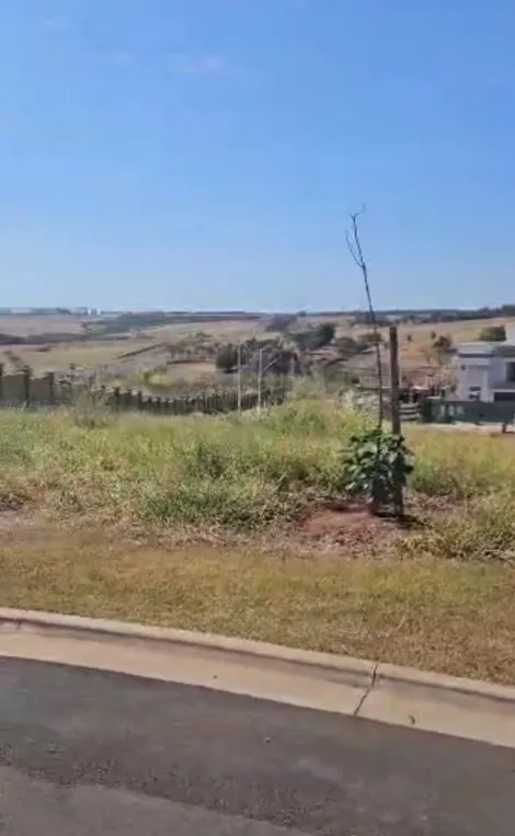 Terreno para venda no bairro Granja Marileusa. Condomínio Terras Alpha