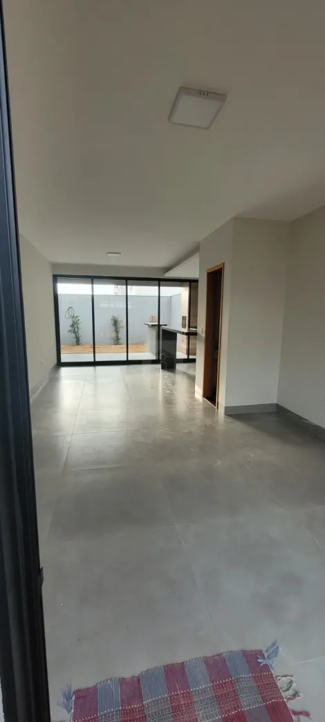 Alugar Casa / Sobrado em Uberlândia. apenas R$ 485.000,00