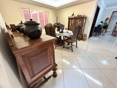 Casa/Sobrado para venda no bairro Jardim Palmeiras em Uberlândia/MG