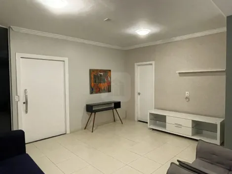 Alugar Casa / Padrão em Uberlândia. apenas R$ 780.000,00