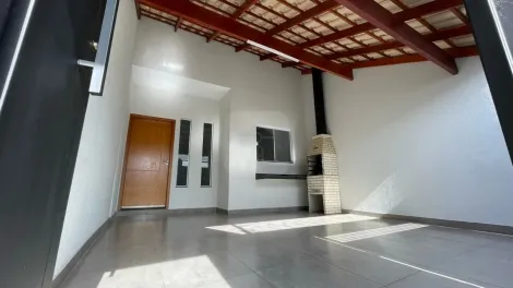 Alugar Casa / Padrão em Uberlândia. apenas R$ 340.000,00