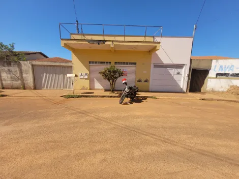 Cômodo para locação no bairro São Jorge