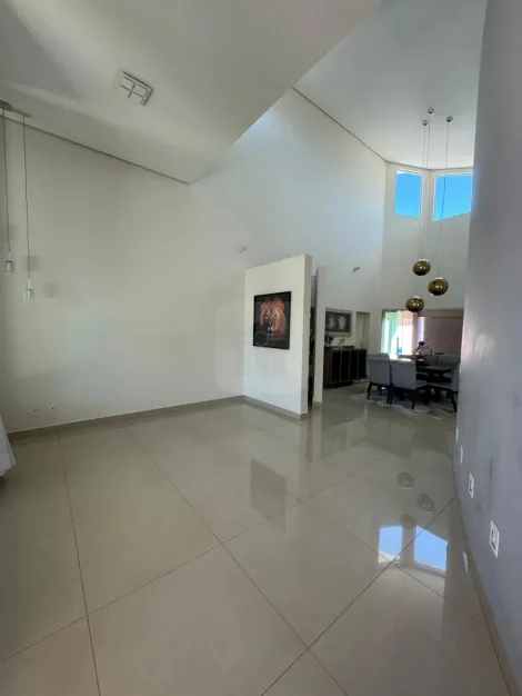 imagem 2 - Casa de Alto Padrão para venda no bairro Sibipiruna em Araguari/MG imagem 2 - Casa de Alto Padrão para venda no bairro Sibipiruna em Araguari/MG