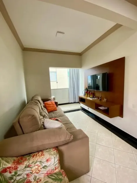 Alugar Apartamento / Padrão em Uberlândia. apenas R$ 263.000,00