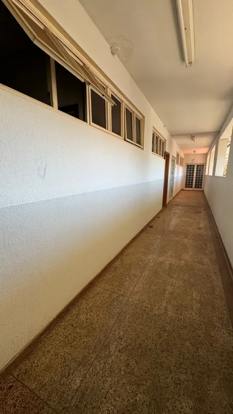 imagem 2 - Prédio comercial para locação no bairro Martins imagem 2 - Prédio comercial para locação no bairro Martins
