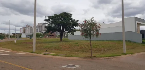 Terreno para venda no bairro Laranjeiras.