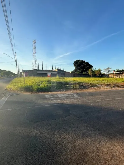 Terreno para venda no bairro Brasília em Araguari/MG