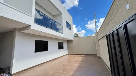 imagem 3 - Casa estilo sobrado para venda no bairro Santa Mônica. imagem 3 - Casa estilo sobrado para venda no bairro Santa Mônica.