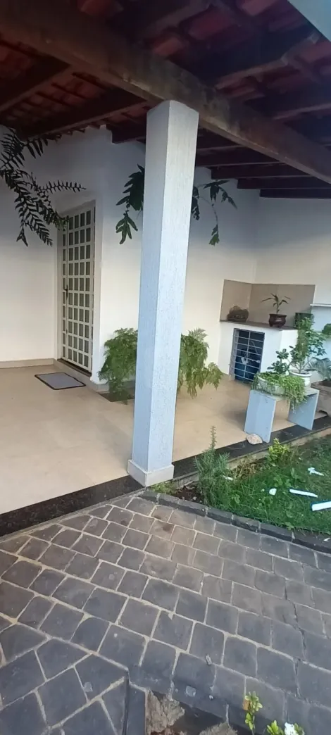 imagem 2 - Casa para venda no bairro Santa Mônica imagem 2 - Casa para venda no bairro Santa Mônica