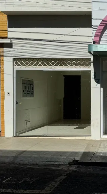 imagem 1 - Casa no Centro de Araguari imagem 1 - Casa no Centro de Araguari