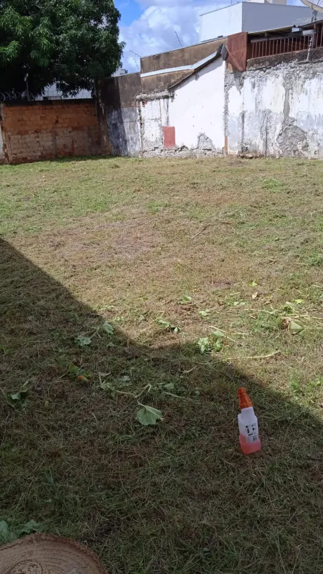 imagem 4 - Terreno para venda no Bairro Cazeca imagem 4 - Terreno para venda no Bairro Cazeca