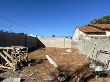 imagem 2 - Terro para locação bairro Segismundo Pereira imagem 2 - Terro para locação bairro Segismundo Pereira