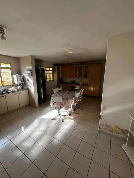 imagem 5 - Casa Para Venda no Bairro Martins imagem 5 - Casa Para Venda no Bairro Martins