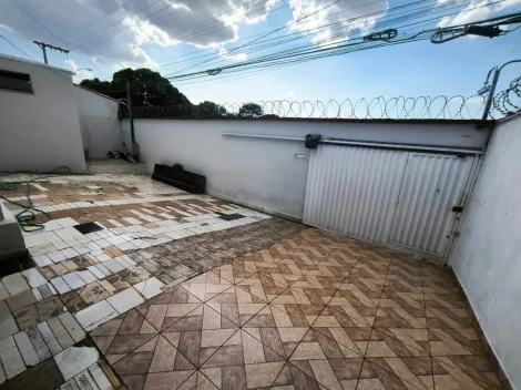 imagem 2 - Casa com potencial Comercial para Venda no bairro Santa Rosa imagem 2 - Casa com potencial Comercial para Venda no bairro Santa Rosa