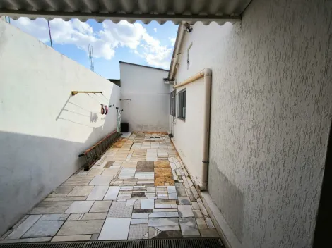 imagem 5 - Casa com potencial Comercial para Venda no bairro Santa Rosa imagem 5 - Casa com potencial Comercial para Venda no bairro Santa Rosa