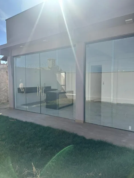 imagem 2 - Casa para locação no bairro Jardim Holanda imagem 2 - Casa para locação no bairro Jardim Holanda