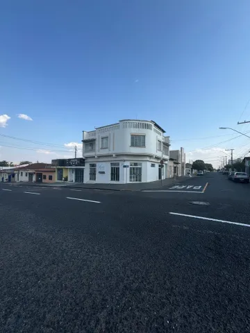 imagem 2 - Sobrado Comercial de Esquina no Centro de Araguari imagem 2 - Sobrado Comercial de Esquina no Centro de Araguari
