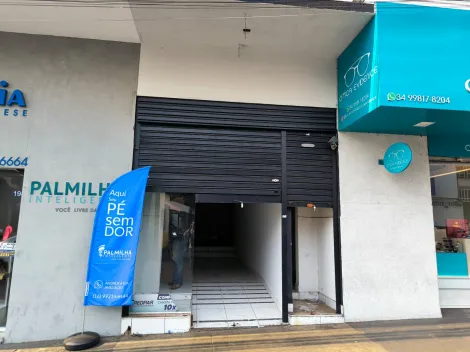 imagem 1 - Cômodo comercial para locação no bairro Centro imagem 1 - Cômodo comercial para locação no bairro Centro