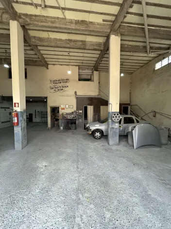 imagem 1 - Barracão Comercial E Apartamento Cobertura Para Venda Em Uberlândia imagem 1 - Barracão Comercial E Apartamento Cobertura Para Venda Em Uberlândia