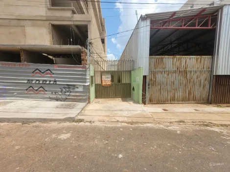 Casa padrão para locação no bairro Saraiva