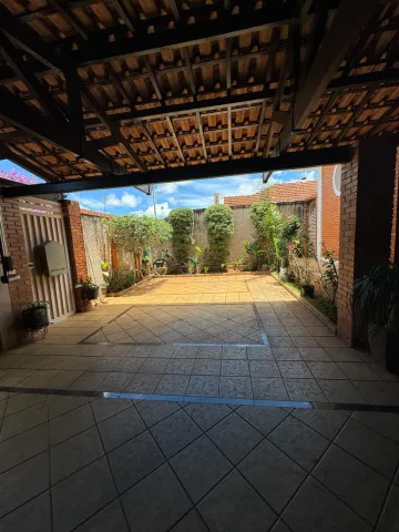 imagem 1 - Casa para venda no bairro Centro De Araguari imagem 1 - Casa para venda no bairro Centro De Araguari